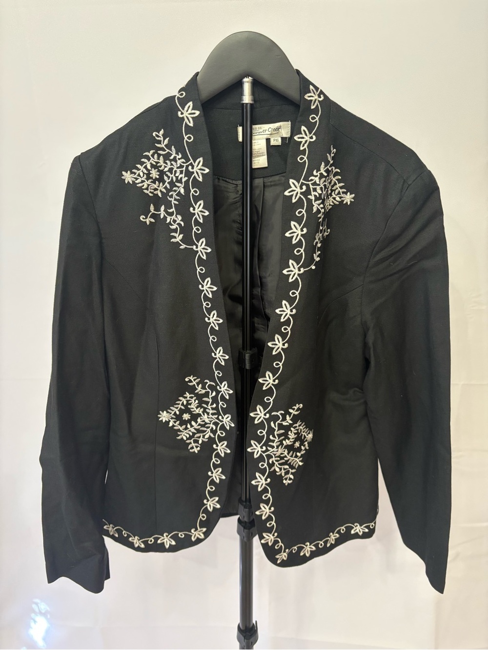 Coldwater Creek Black Blazer with White Floral Embroidery